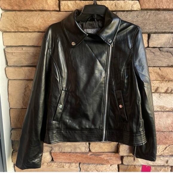 Nwt Vince Camuto black faux leather motorcycle zip jacket Large - Picture 5 of 13